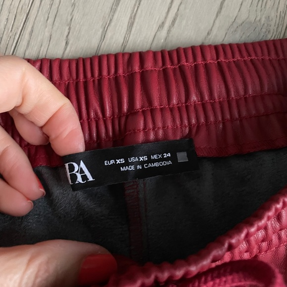 Zara red faux leather joggers - Picture 6 of 9